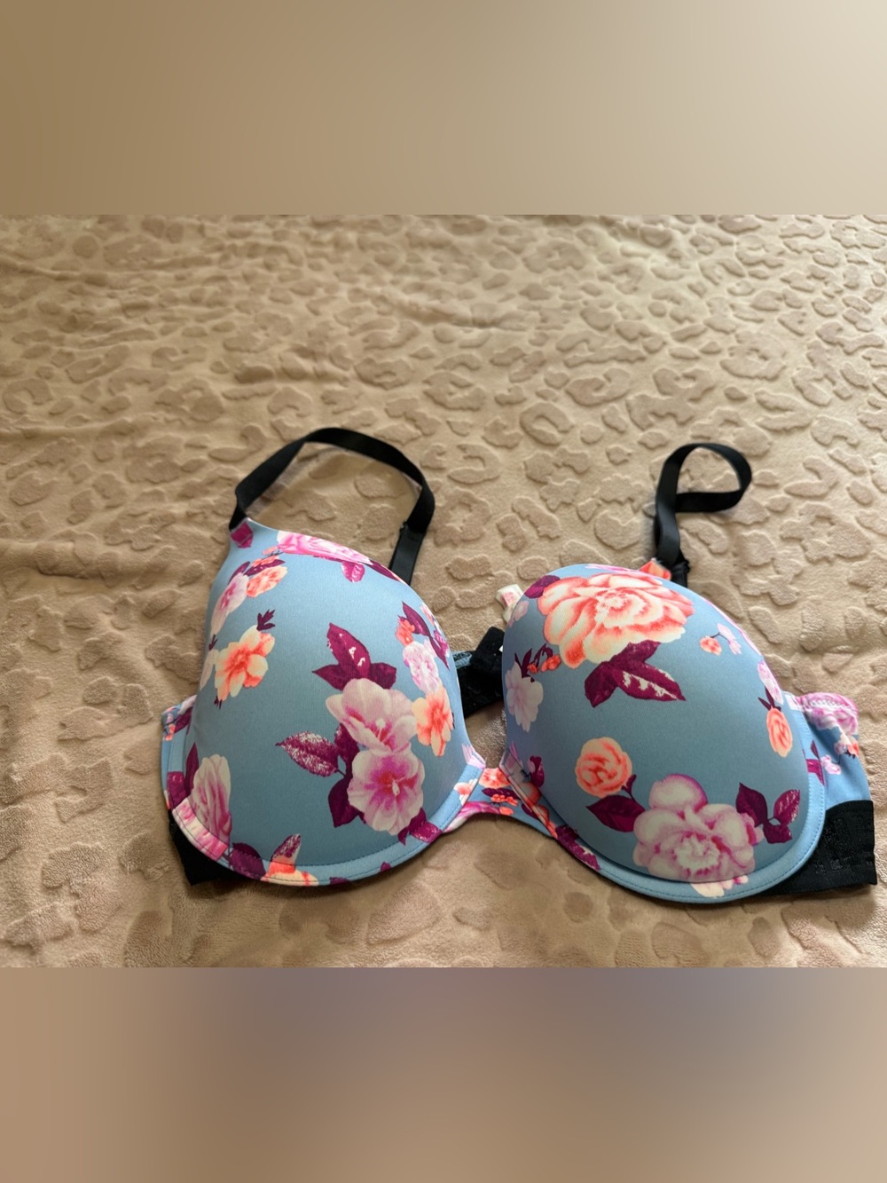 Victoria Secret Women’s Blue Floral Everywhere Push Up Bra! 36DD